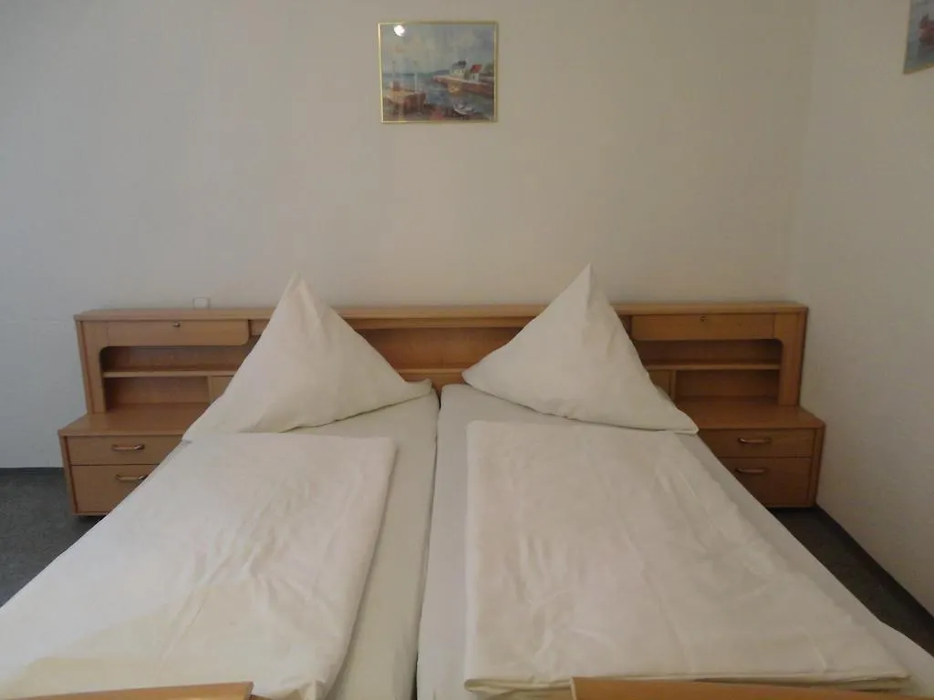 Gasthof Reif Ursensollen بيت ضيافة
